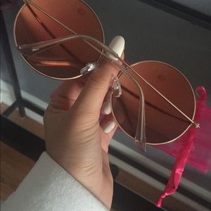 ❌SOLD DO NOT BUY❌Trendy round glasses